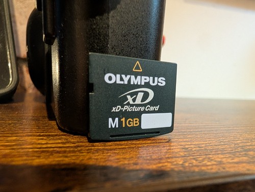 Olympus 1gb type - memory, xd