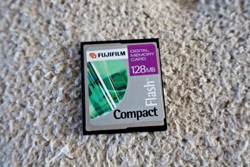 Fujifilm compact flash digital - compact,