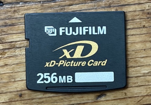 Fujifilm 256mb memory - 256mb, xd