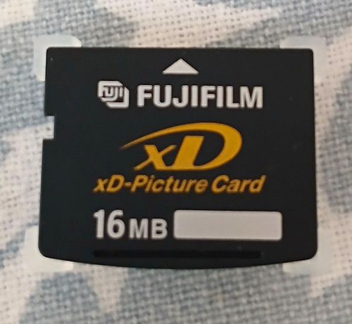 Fujifilm picture card 16mb - card,