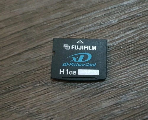 Picture memory card 1gb - picture,